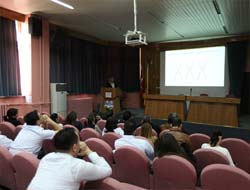 Öğrencilere Lingual Ortodonti Konusunda Seminer