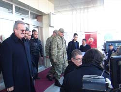 İdris Naim Şahin Van'dan Ayrıldı