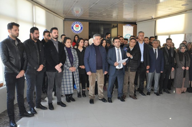 İşten çıkarılan belediye işçilerinden açıklama