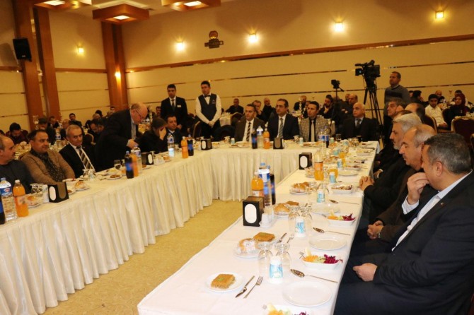 Gazetecilik mesleği değişik bir rotaya doğru gidiyor