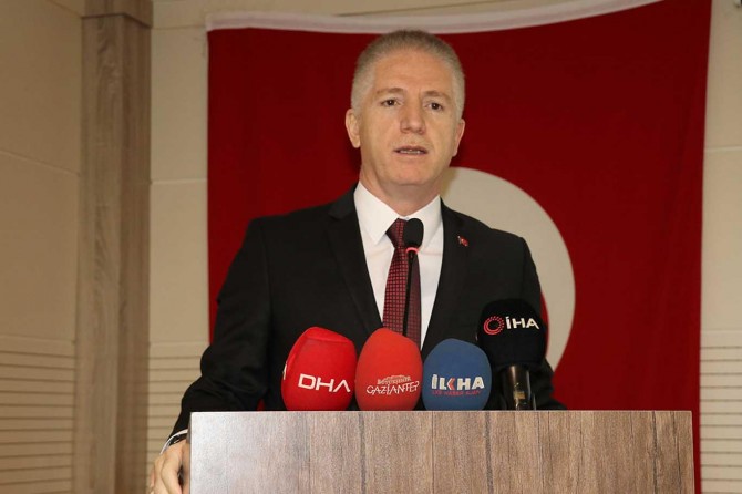 Akademik başarı için çok kitap okumamız lazım