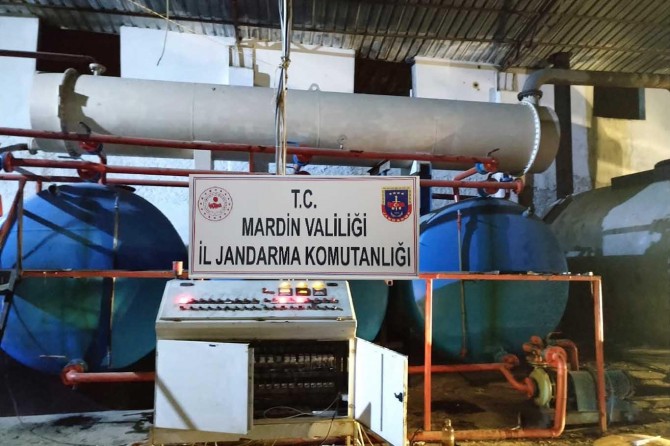 Mardin’de ham petrol çalan şahıslar suçüstü yakalandı