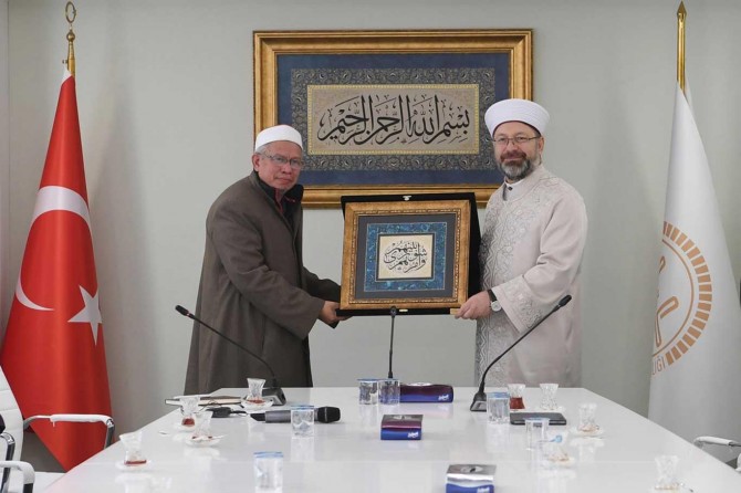 Malezya Başmüftüsü El-Bakri, Diyanet İşleri Başkanı Erbaş'ı ziyaret etti
