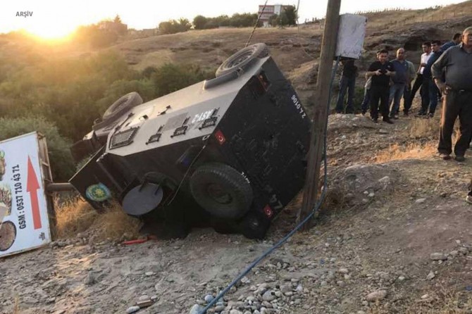 Li Rihayê wesayîta leşkerî qulibî: 4 birîndar