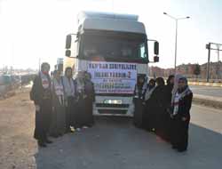Vanlılardan Suriye Halkına 2 TIR Yardım