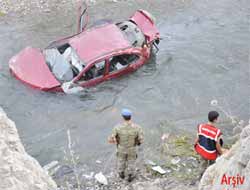 Tekirdağ Marmaraereğlisi'nde Otomobil Su Kanalına Uçtu: 2 Ölü