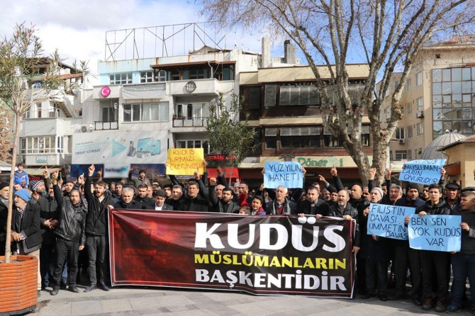 Gaziantepliler yüzyılın ihanet planını tel'in etti