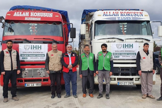 Şanlıurfa'dan İdlib’e 2 TIR insani yardım