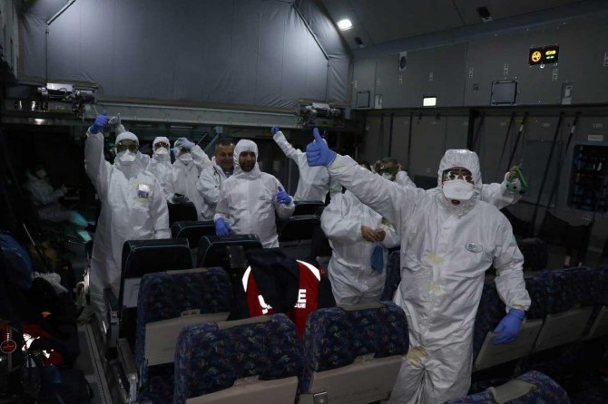 6 Türkiye vatandaşı Vuhan'dan ayrılmaktan vazgeçti