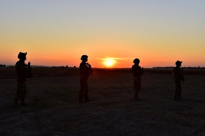 4 Turkish soldiers killed in Syrian regime artillery attack