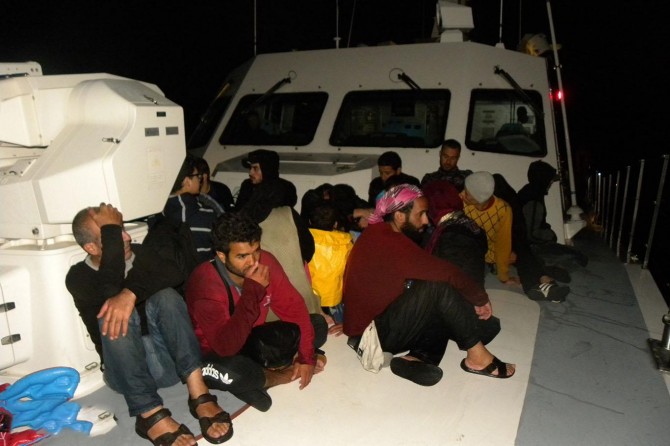 Çanakkale'de 135 düzensiz göçmen yakalandı