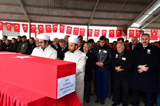 İdlib'teki saldırıda hayatını kaybeden asker defnedildi
