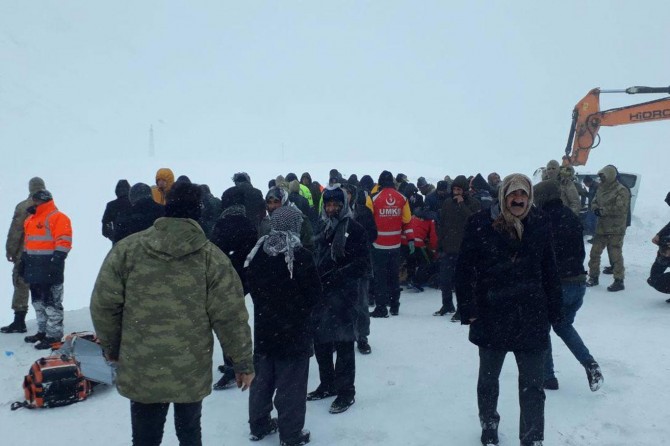 Death toll from avalanche disaster reaches to 41 in eastern Turkey