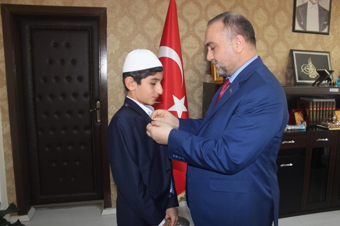 Adıyaman İl Müftüsü Mehmet Taşçı: Hafızlar yürüyen Kur'andır