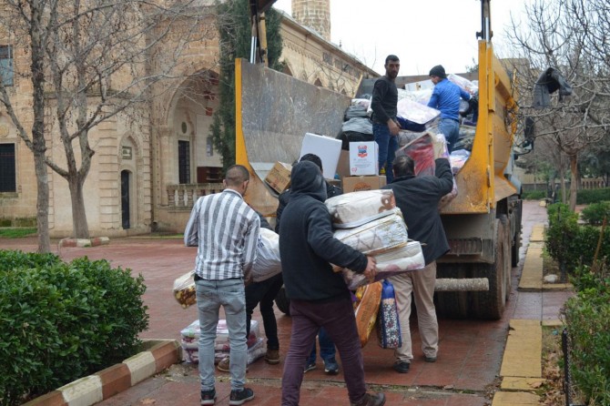 Şanlıurfa'dan Elâzığ'daki depremzedelere yardım gönderildi