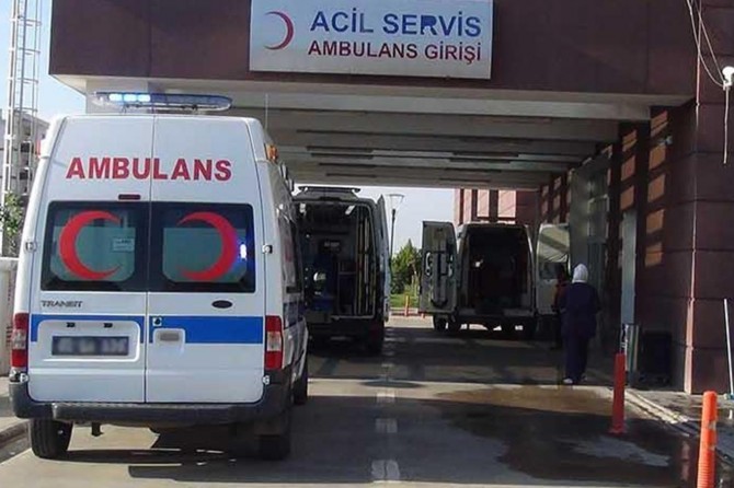 Li Kayserîyê otobusa gerê ji ber berfê qulibî: 43 kes birîndar bûn