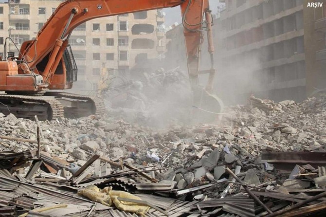 Malatya'da evi yıkılan ve hasar görenlere nakdi yardım yapıldı