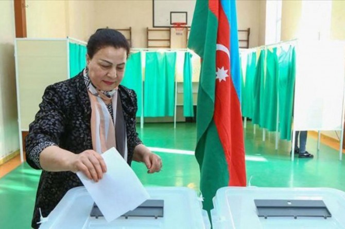 Li Azerbaycanê ji bo diyarkirina endamên Meclîsa Neteweyî hilbijartin tê kirin