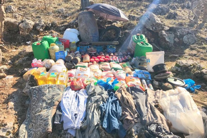 Mardin’de PKK’lilerin kullandığı sığınaktan lav silahı çıktı
