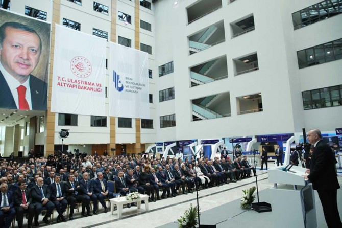 Erdoğan: "Ulusal Mobil Uyarı Sistem'ini hayata geçirdik"