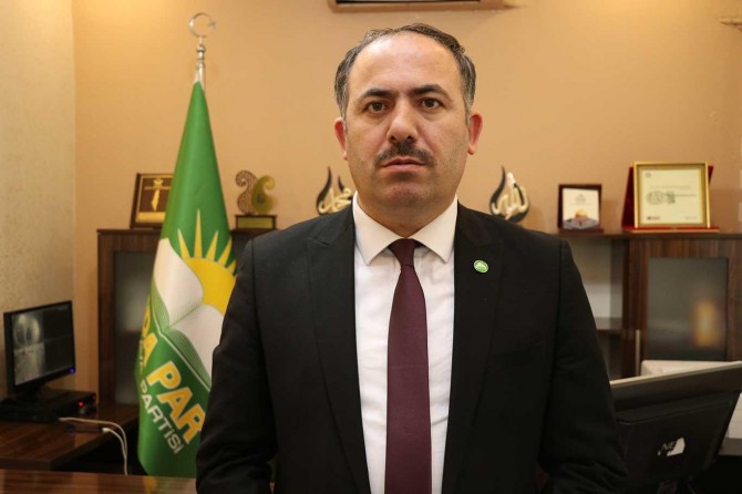 HÜDA PAR İstanbul İl Başkanı Elibüyük: "Yüzde 35'lik zam halkla alay etmektir"