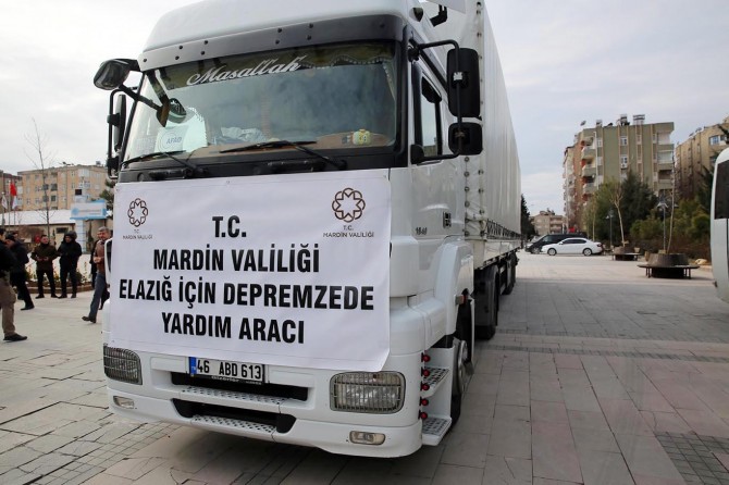 Mardin’den Elazığ’a bin koli gıda yardımı gönderildi