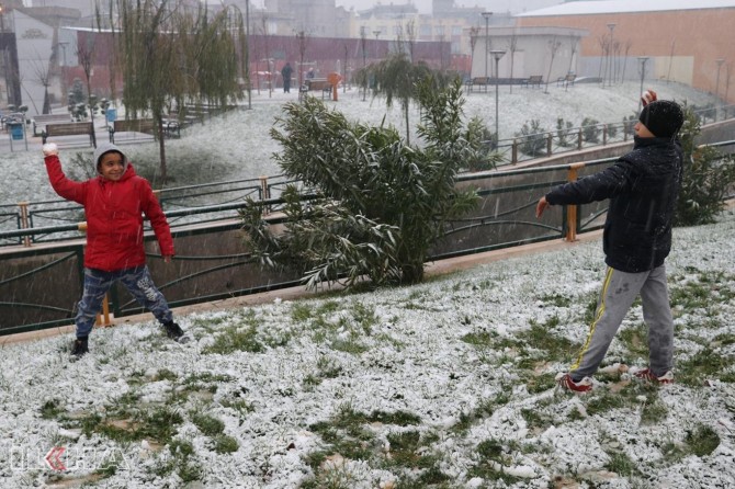 Gaziantep’te okullar kar nedeniyle tatil edildi