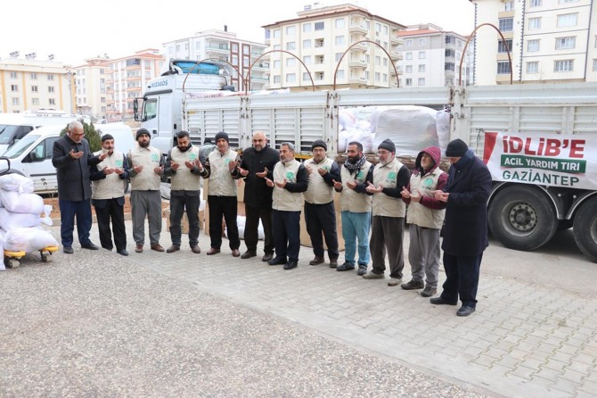 Gaziantep Umut Kervanı İdlib'e 1 TIR yardım gönderdi