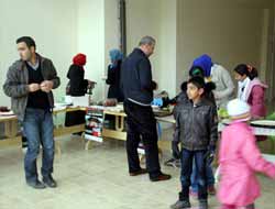 Özgür- Der Den Suriye'ye Yardım Eli