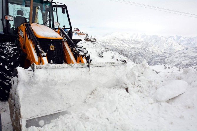 Siirt’te 265 köy yolu ulaşıma kapandı