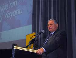 Konya'da Şehir Konferansları Devam Ediyor