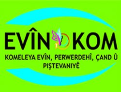 Evîn Kom Yesaxa Tesetturê Protesto Kir