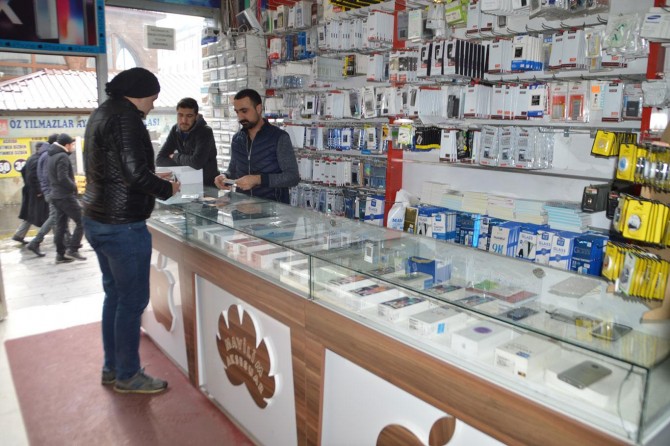 Corona virüs teknoloji piyasasını olumsuz etkiliyor