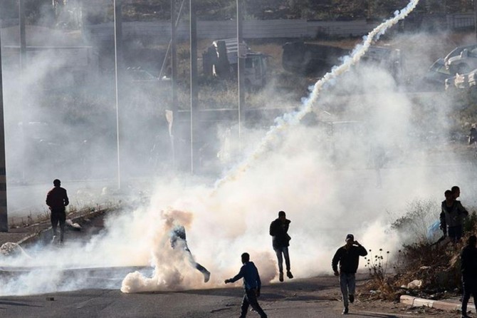 Di êrîşa siyonîstên terorîst de Filistînîyek şehîd bû û bi dehan Filistînî jî birîndar bûn