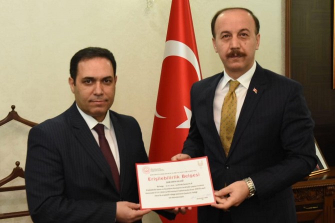 Şanlıurfa'da "Erişilebilirlik Belgesi"ni alan ilk kurum valilik oldu