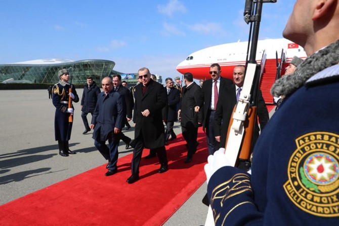Erdoğan arrives in Azerbaijan