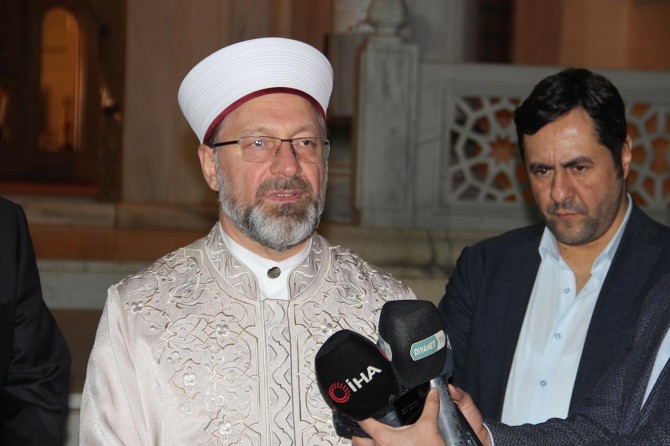 DİB Başkanı Erbaş: İkinci bir duyuruya kadar umreye gidilmeyecek