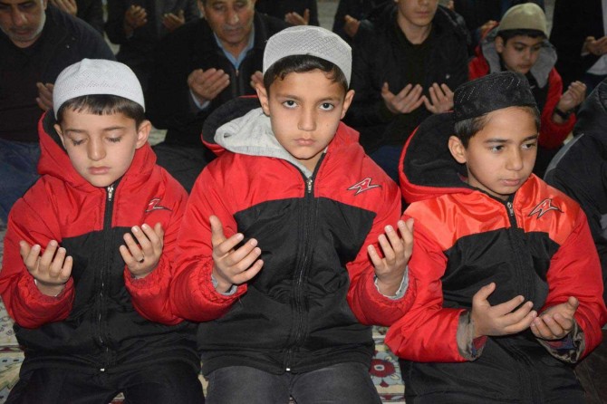 Kozluk'ta sabah namazı buluşmasına yoğun ilgi