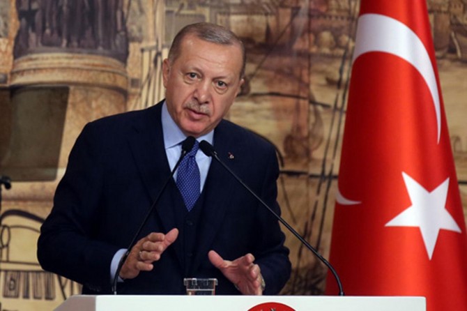 Cumhurbaşkanı Erdoğan: "Putin'e önümüzden çekilin dedim"