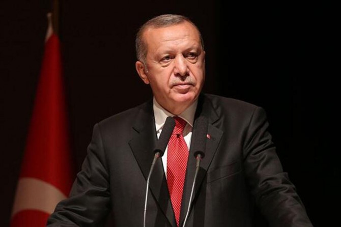 Cumhurbaşkanı Erdoğan: "Türkiye tarihi ve hayati bir mücadele içerisindedir"