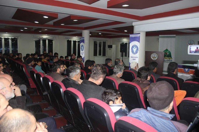 İDEV Adıyaman'da "Ahlak ve Maneviyat" konulu seminer düzenledi