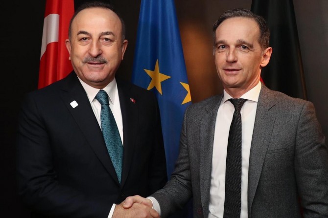 Çavuşoglu ji hevkarê xwe yê Alman re got: Gelo êdî wextê girtina mesûlîyetê nehat?