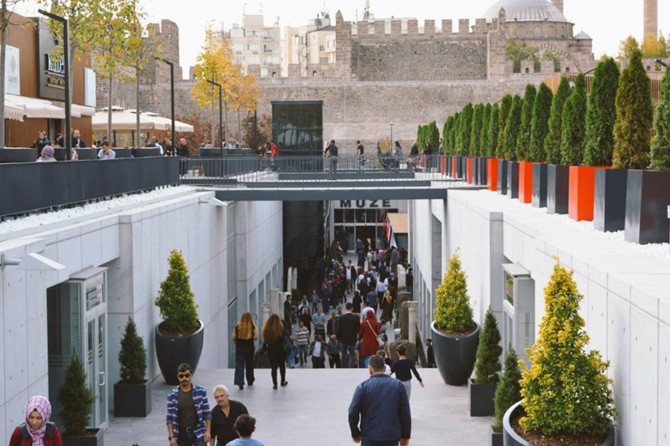 CHP'li İstanbul Büyükşehir Belediyesi bu kez müze ziyaretlerine zam yaptı