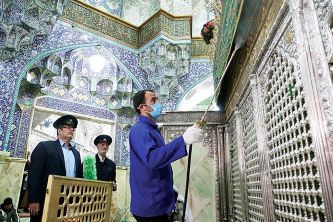 İran'da Corona virüs nedeniyle 54 bin tutuklu ve hükümlü serbest bırakıldı