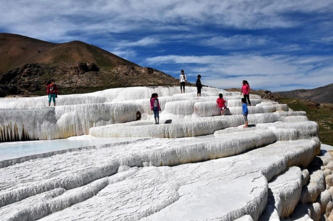 Van’daki “Dereiçi Travertenleri” doğal sit alanı ilan edildi