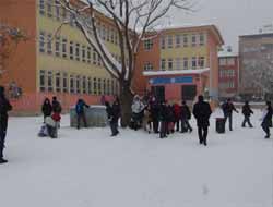 Van'da Eğitime Kar Engeli