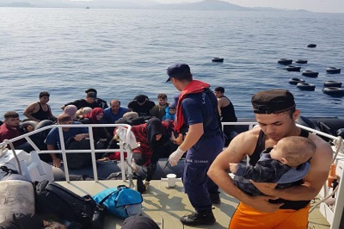 Hejmara koçberên ku derbasî Yunanistanê bûn derket 138 hezar û 647 kesan