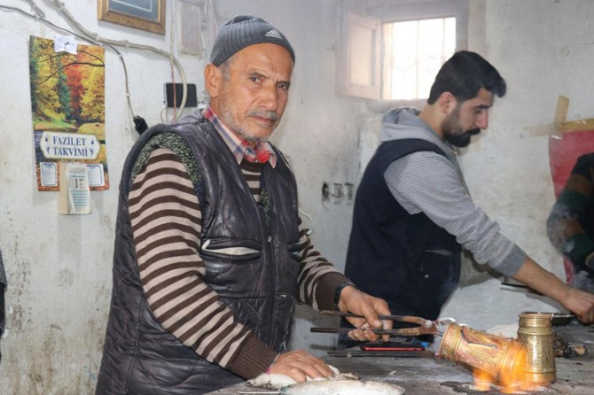 Kalaycılık mesleği eleman yetişmediği için yok oluyor
