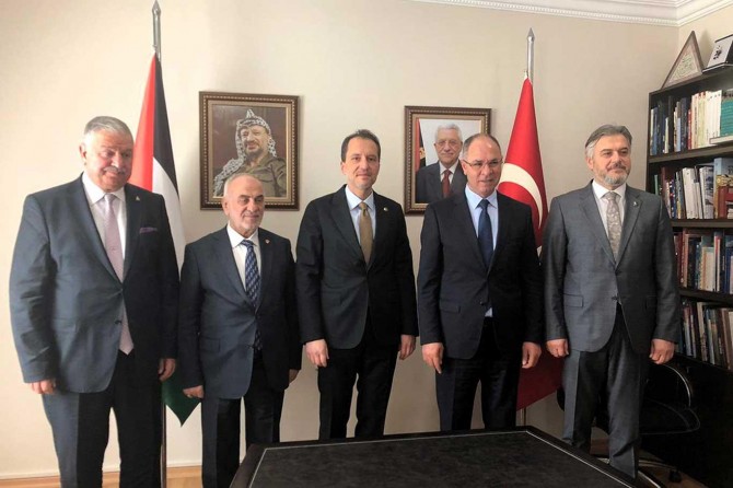 Fatih Erbakan Corona virüsünün arkasında işgalci Siyonistlerin olduğunu söyledi