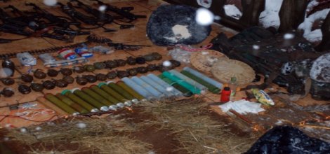 Çukurca'da PKK'lilerin geride bıraktıkları-Foto